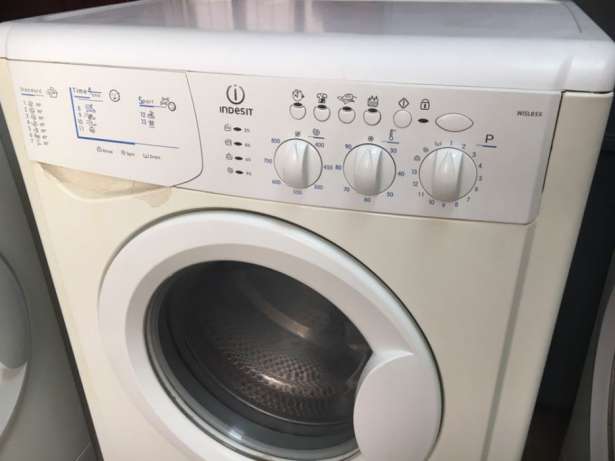 Стиральная машина INDESIT